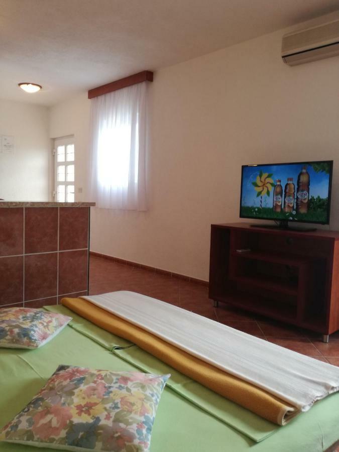 Apartmani Izabela Baška Voda Exteriér fotografie